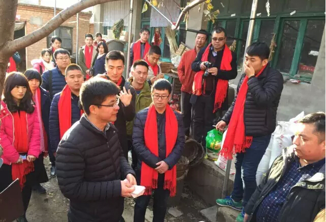 燕園傳媒奔赴保定為保定普澤生物愛心捐贈活動全方位服務