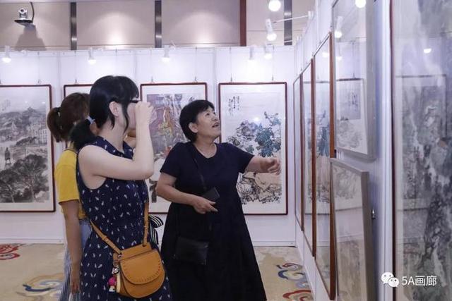 首都師范大學(xué)藝術(shù)中心中國(guó)畫創(chuàng)作研修班師生展在京隆重開幕