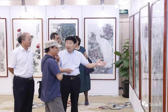 首都師范大學(xué)藝術(shù)中心中國(guó)畫創(chuàng)作研修班師生展在京隆重開幕