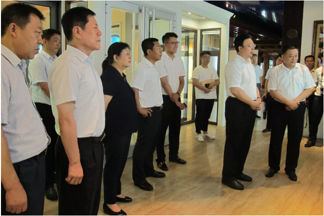 山西省政協(xié)主席李佳在中德調研